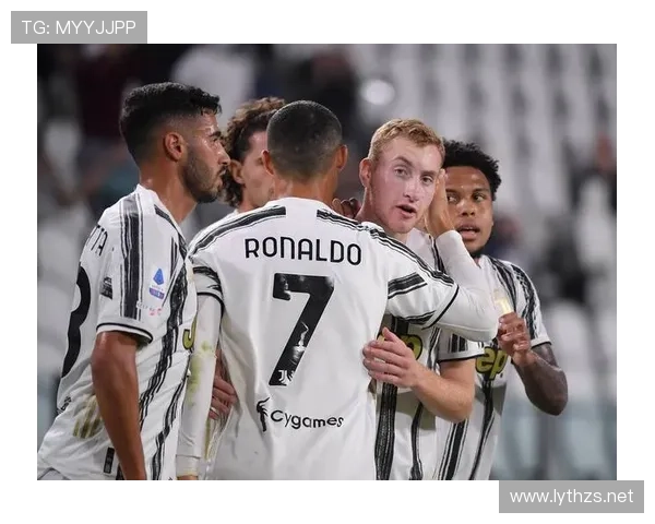 尤文图斯边路威胁不足影响进攻效率，中路依赖问题对战术多样化提出考验。